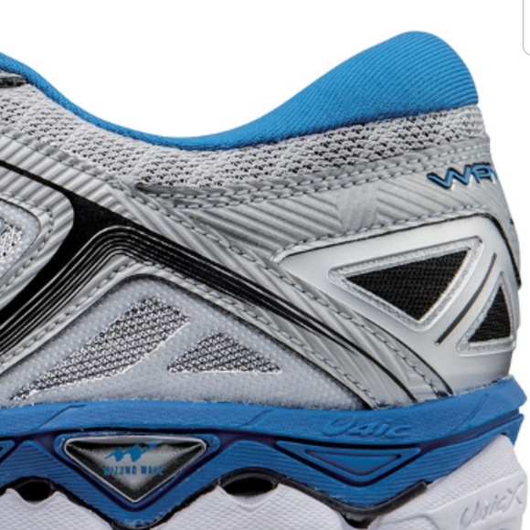 Mizuno Wave Sky Running Shoe Blue And Gray - Picture 7 of 8